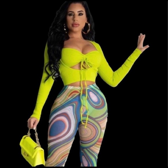 Swirls of color mesh leggings - Picture 4 of 8